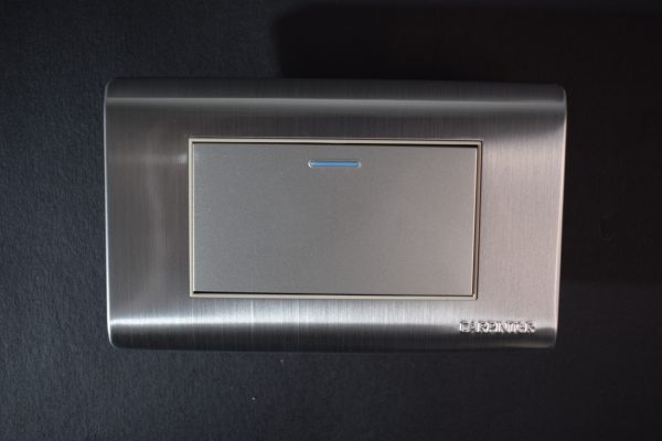 interruptor sencillo carpinter q3 plateado