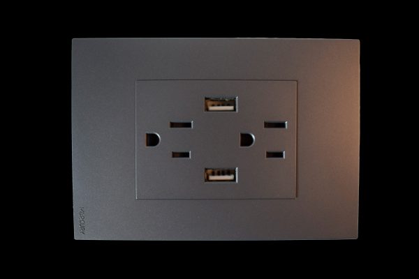 toma doble con usb silver luxury mercury